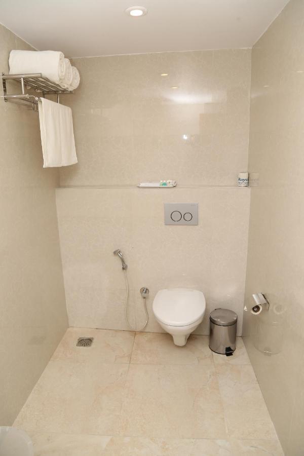 Sbk Park Inn Kanchipuram Exterior photo