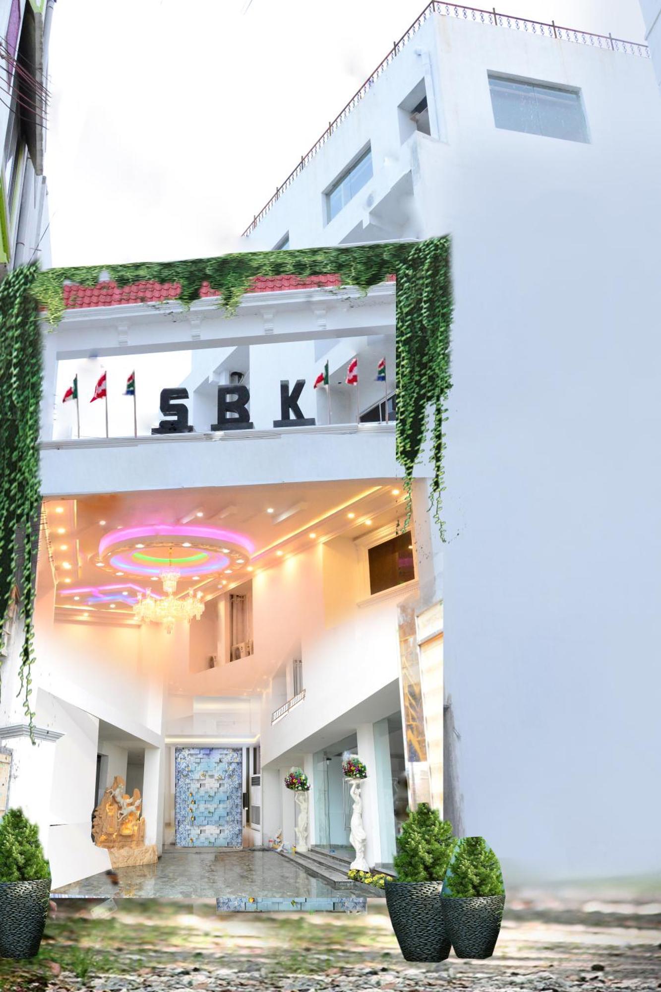 Sbk Park Inn Kanchipuram Exterior photo